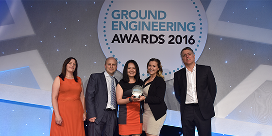 Cementation Skanska collecting the GE Magazine 2016 Editor’s Choice Award 