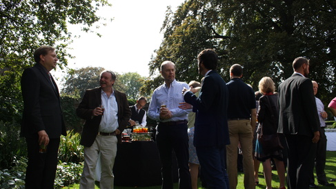 Industry partners 'chit-chat'