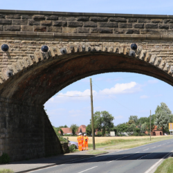 Skewed bridge image